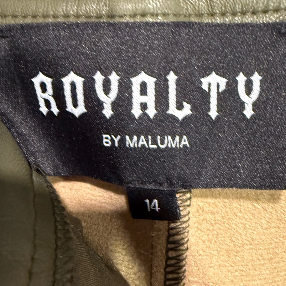 NWOT Royalty by Maluma Flare-Leg Faux-Leather Pants in olive green - Picture 4 of 4